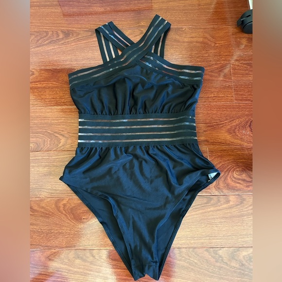 NWOT Black Women's Swimwear - Picture 3 of 7